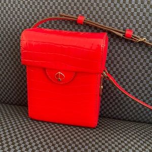 Kate spade crossbody. Like new Used once